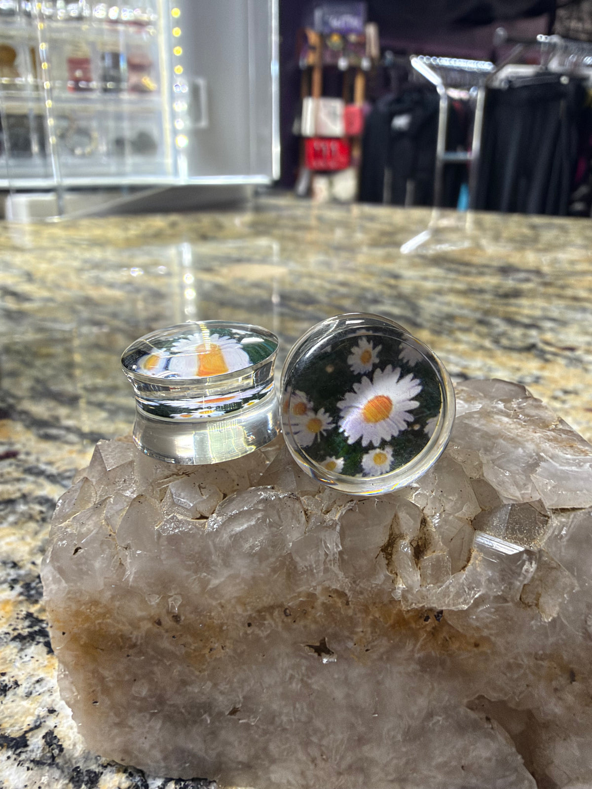 White Daisy Flower Saddle Ear Plugs