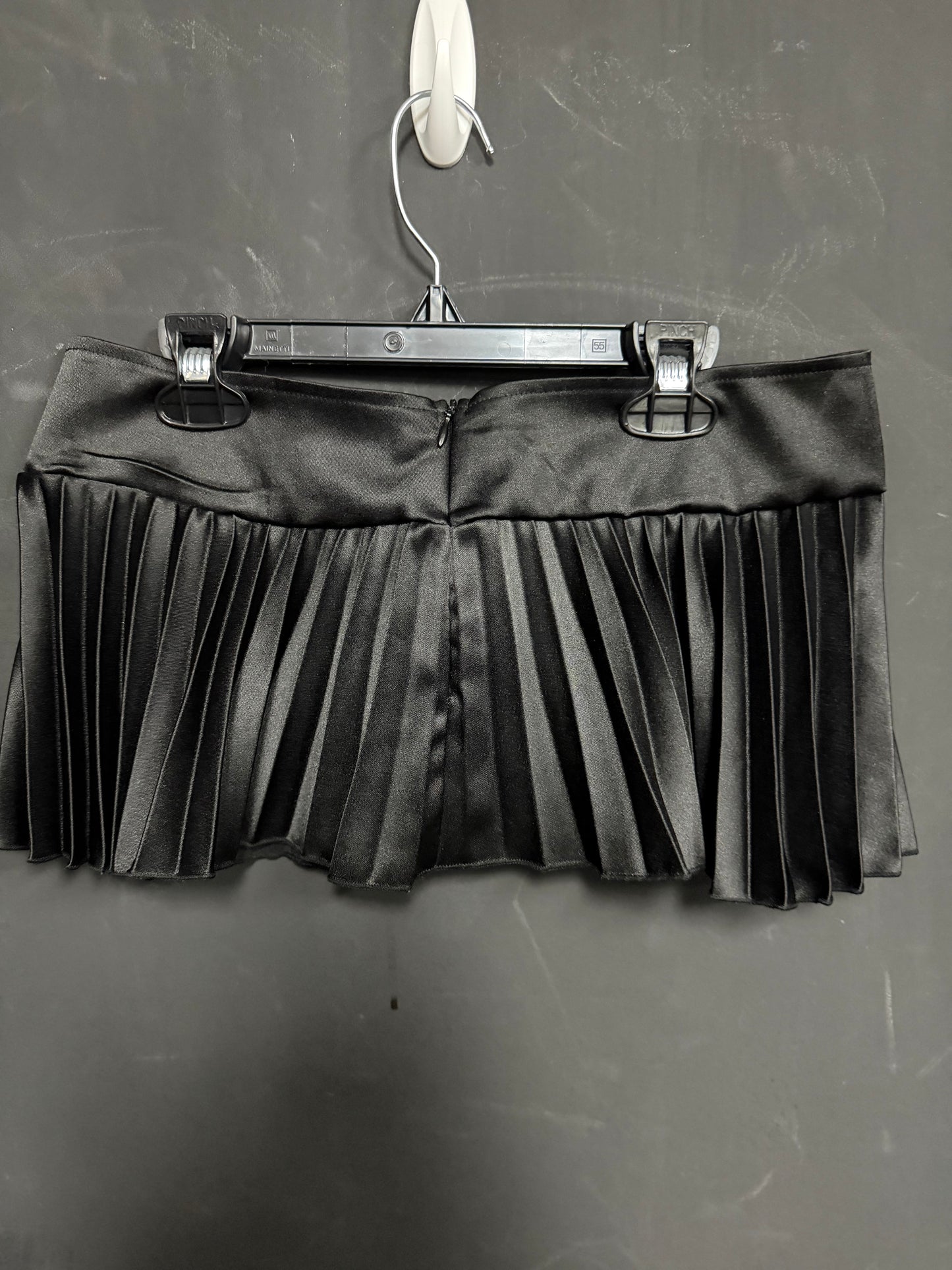 Leg Avenue Mini Mini Skirt- Med