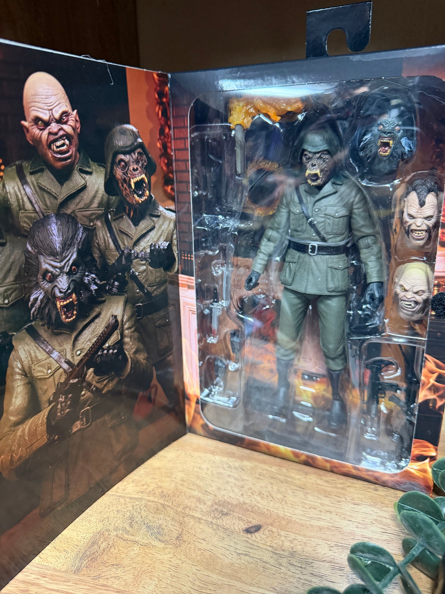 NECA-An American Werewolf in London – Ultimate Nightmare Demons Deluxe Action Figure