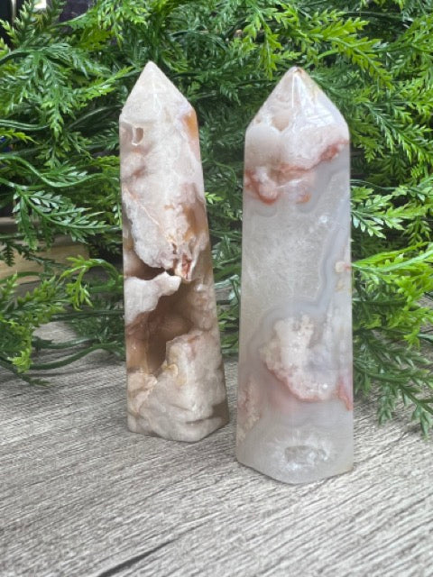 Cherry Agate Natural Stone Tower