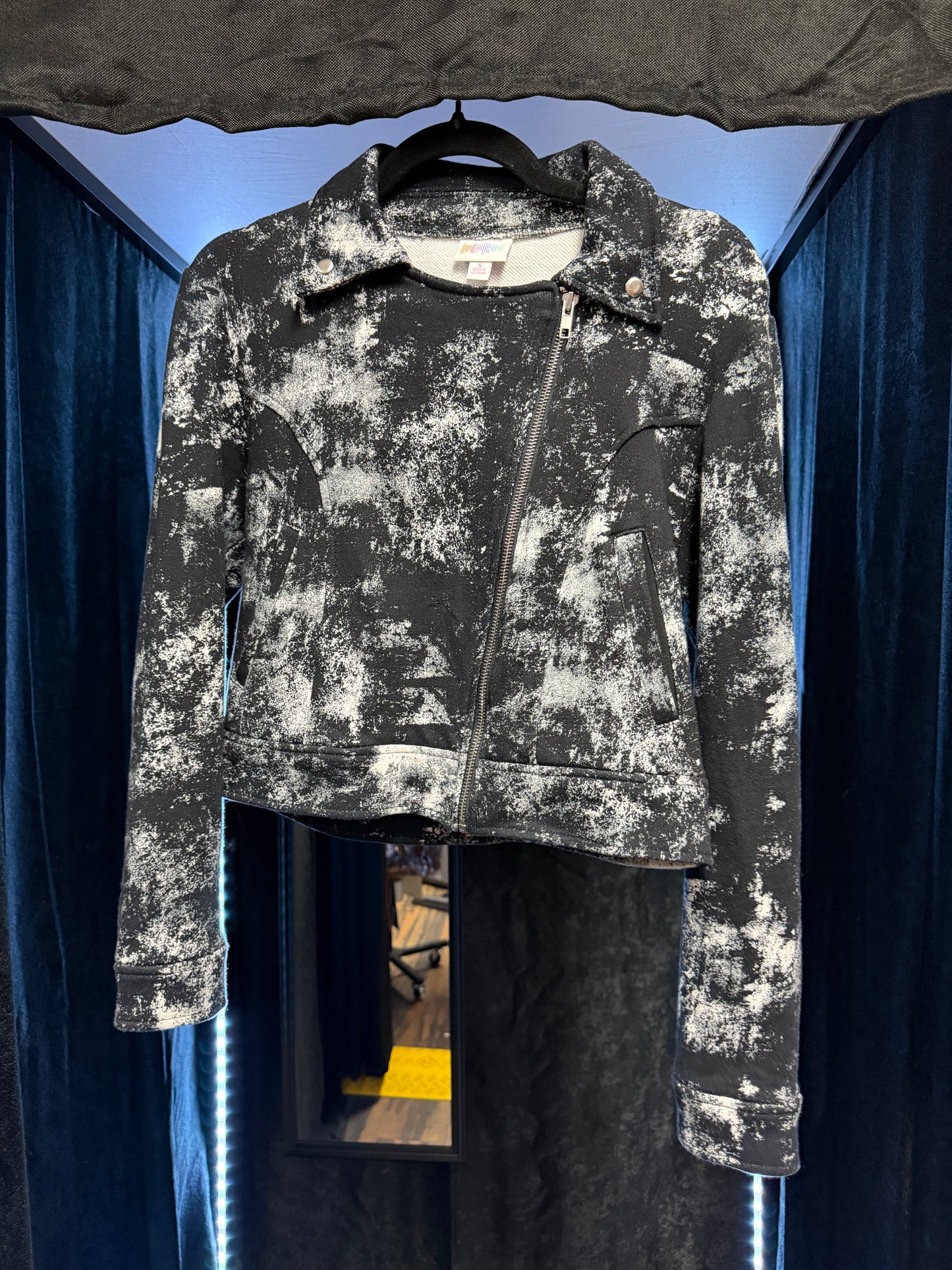 Lularoe Presley- Small