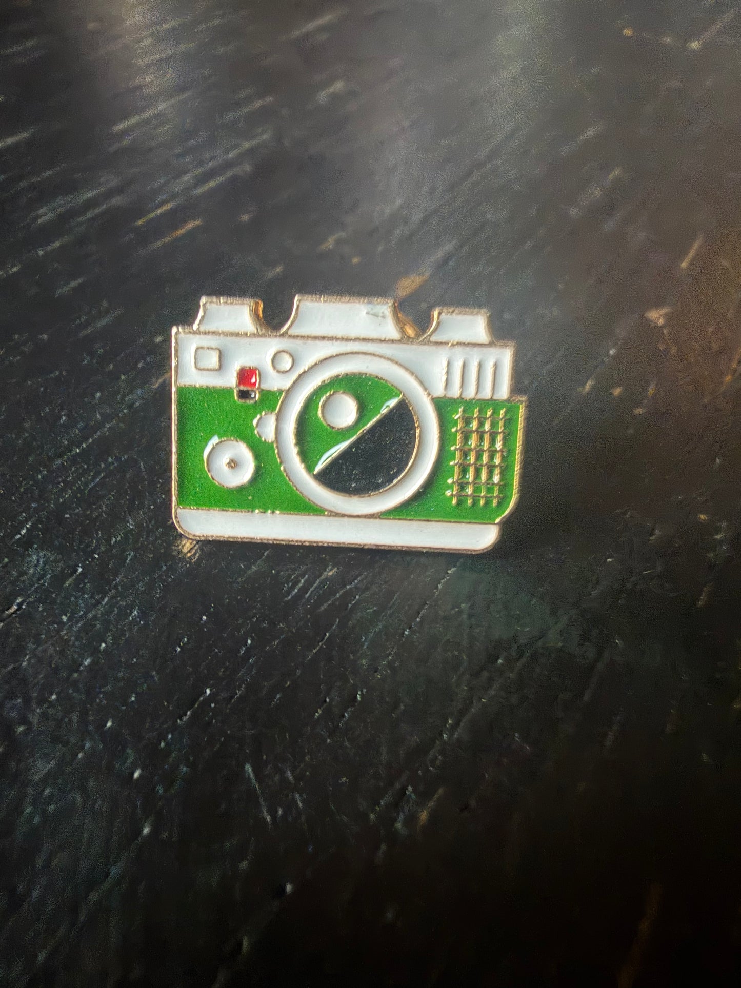 📷 Camera Enamel Pin