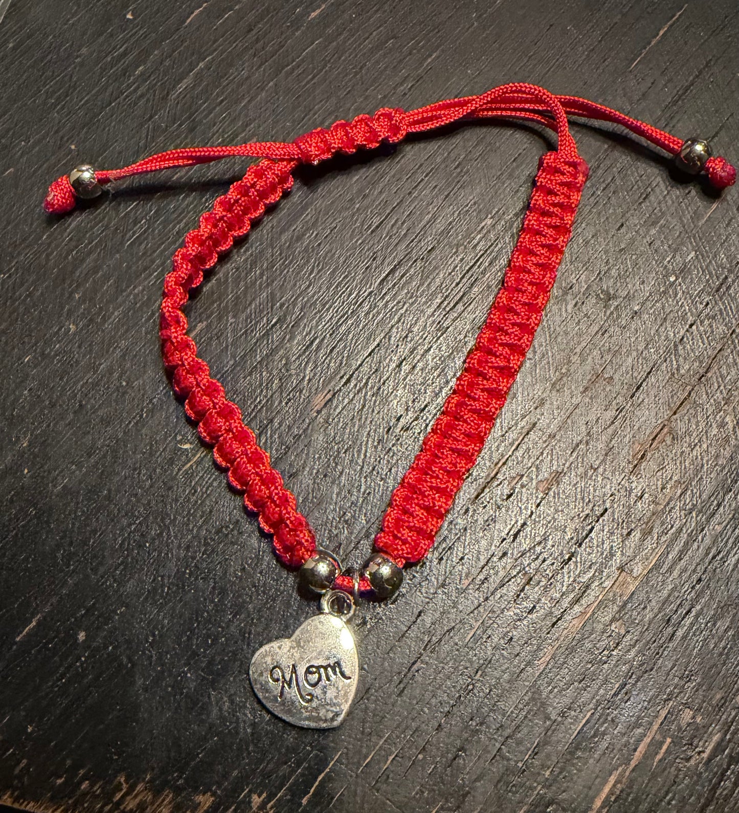 Red Braided "Mom" Pull-string Bracelet
