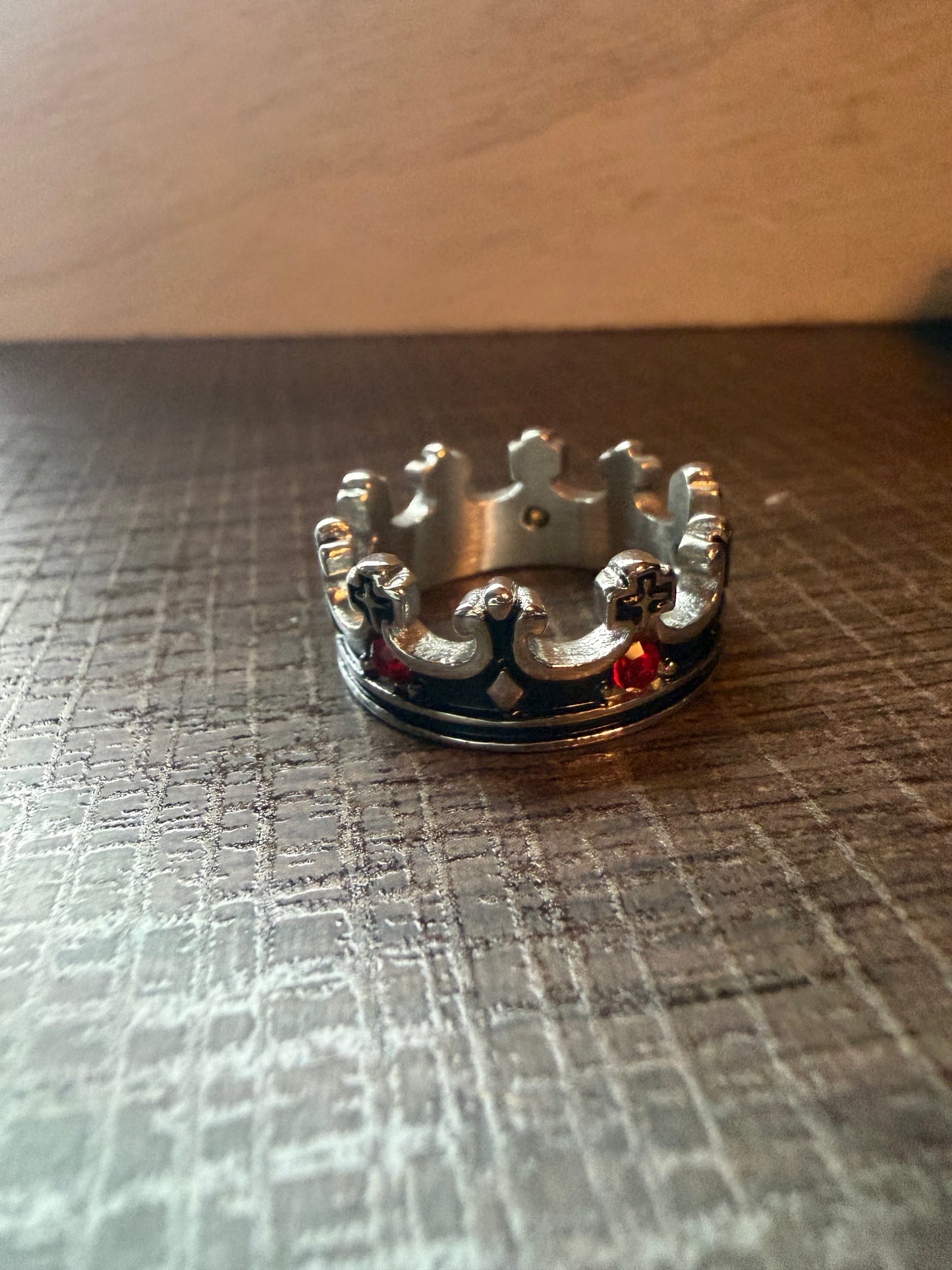 Red Stone Crown Ring — Size 11