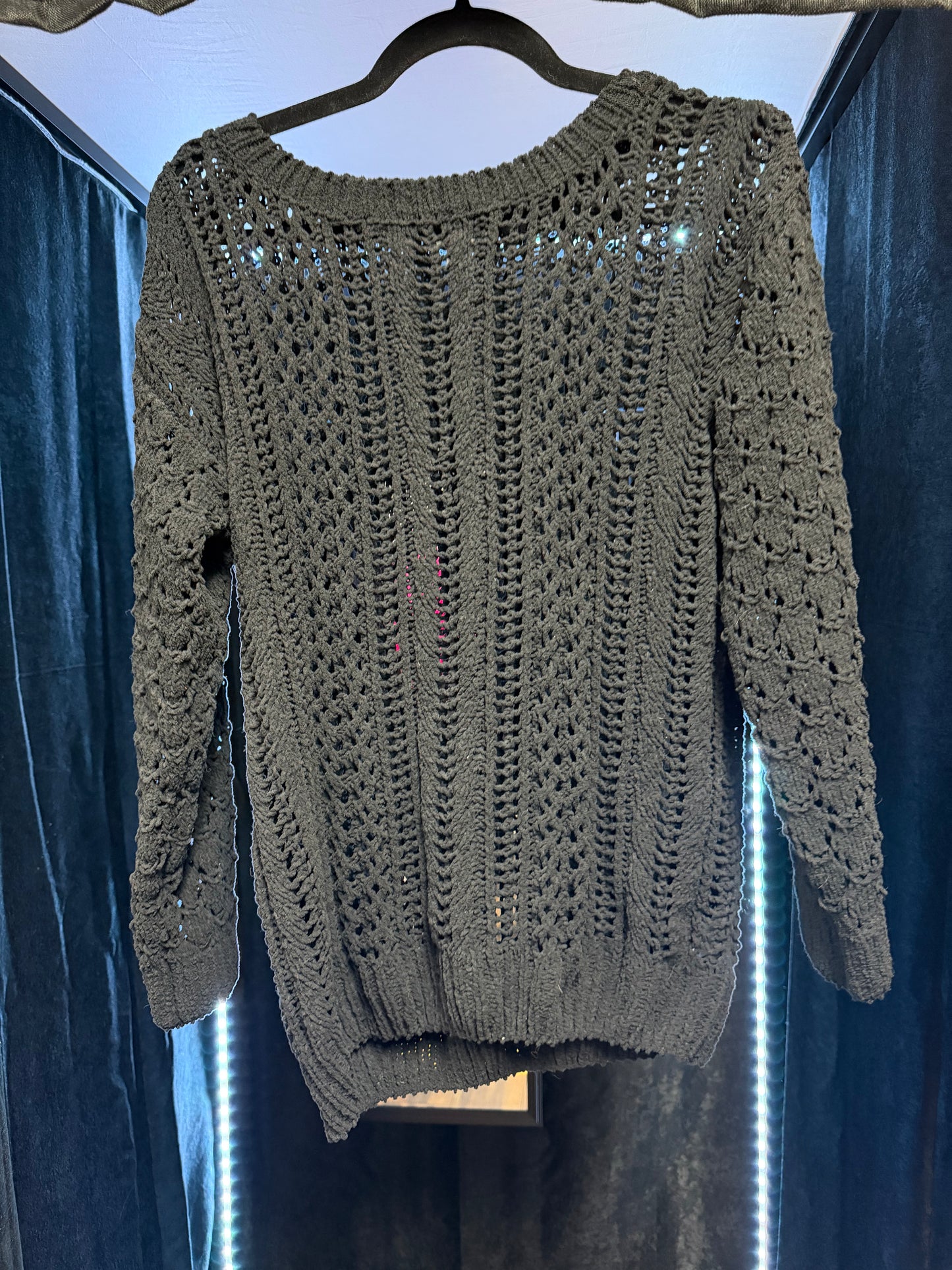 Lularoe Mariah Sweater- Size Large