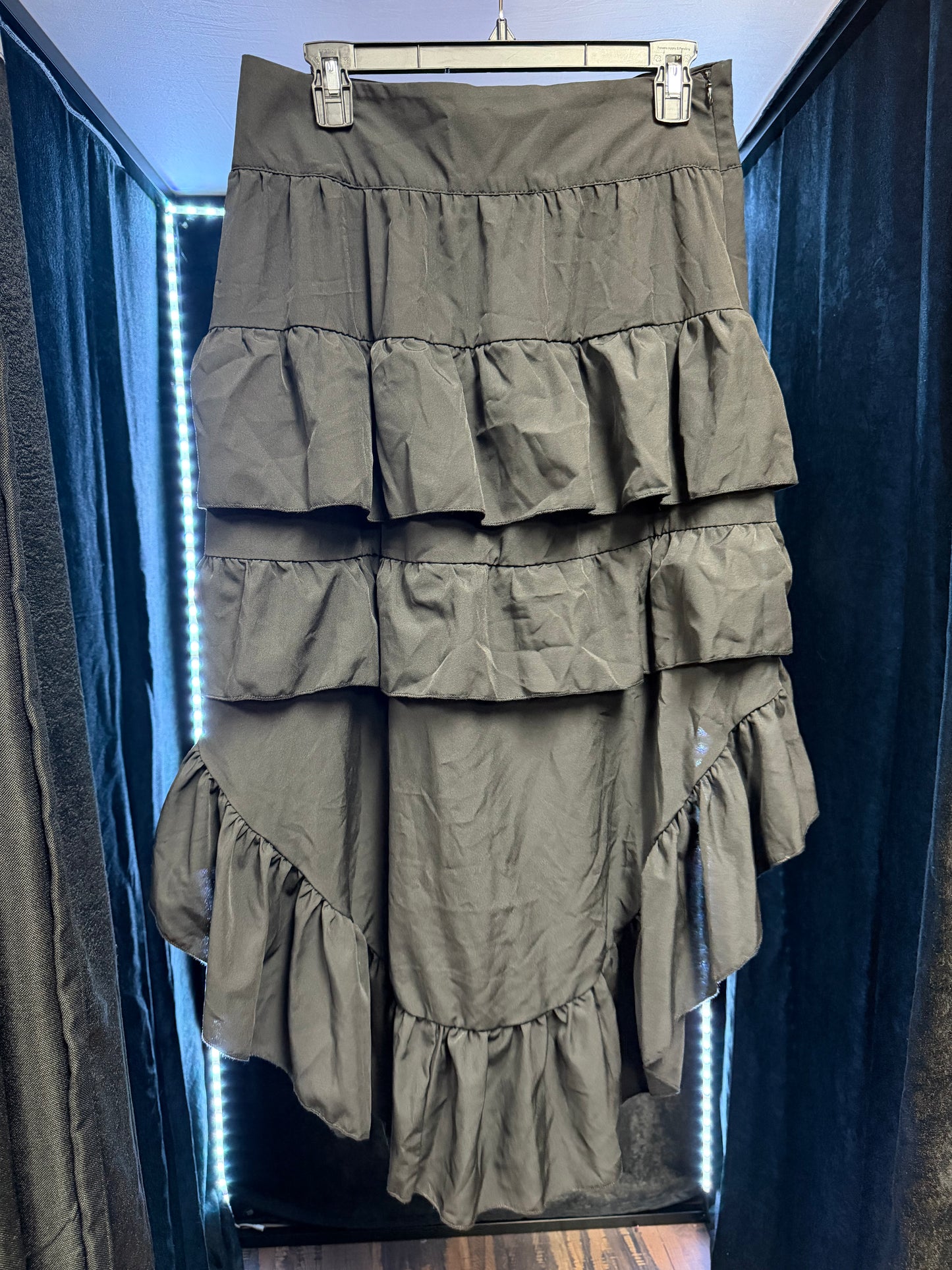 Layered Skirt- Buckled-Size Large