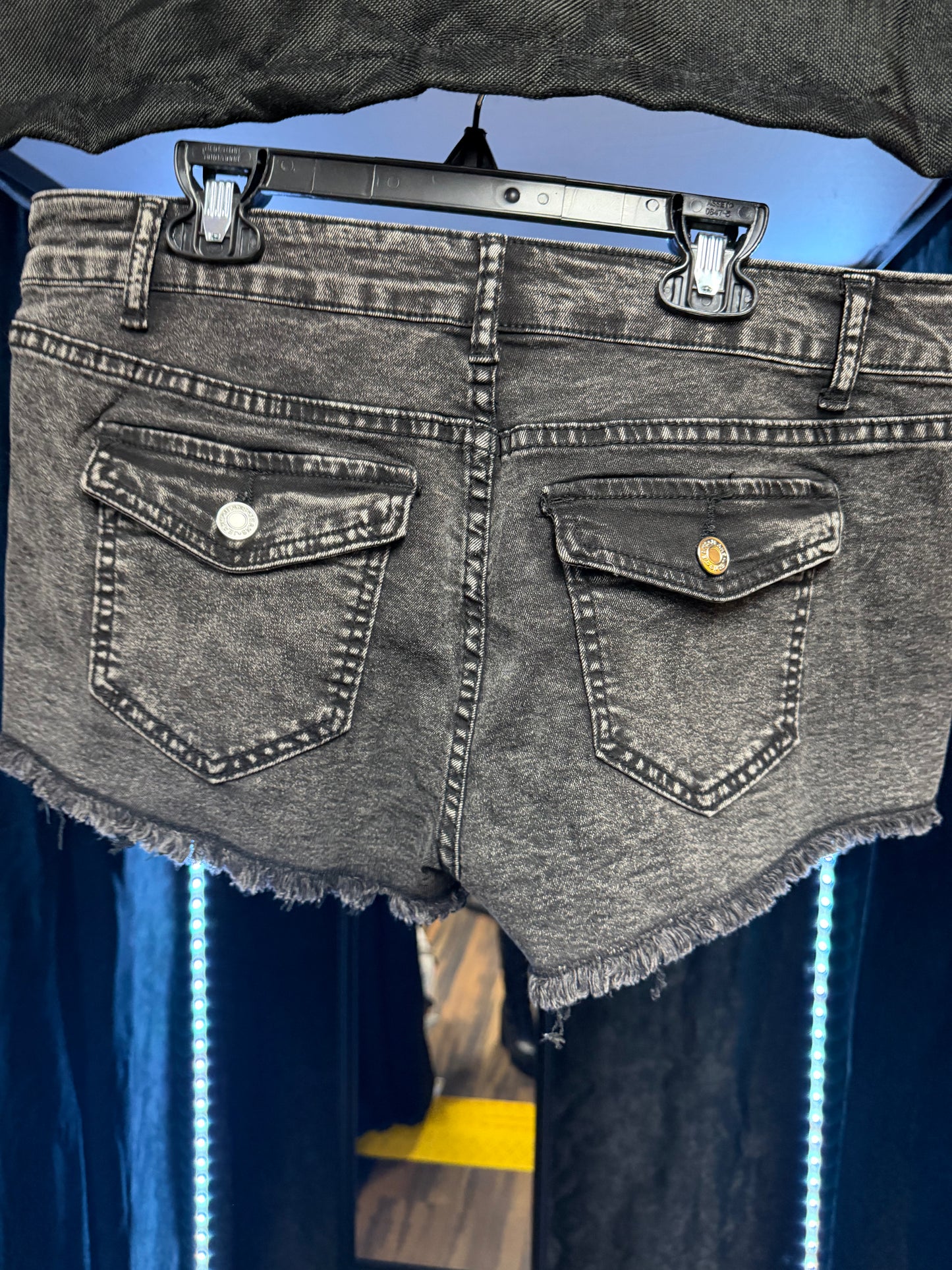 Stretchy Jean Shorts- Waist 32