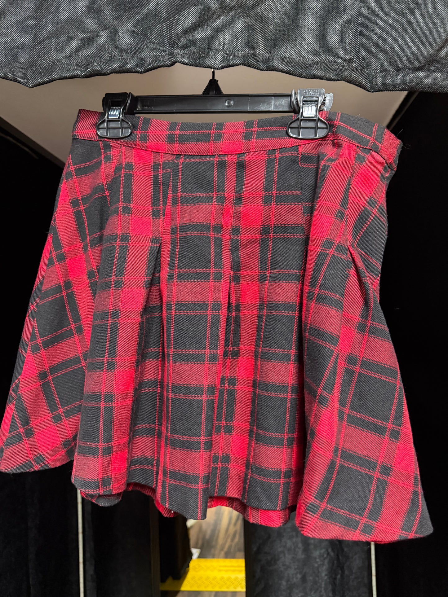 Divided H&M Plaid Skirt- Size 8