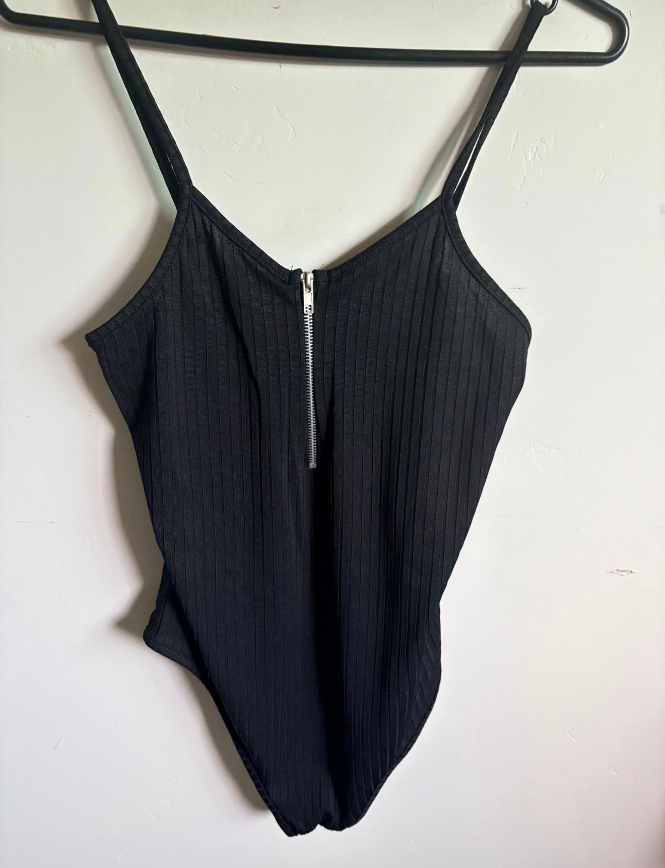BooHoo Zipper Black Bodysuit - Size 8