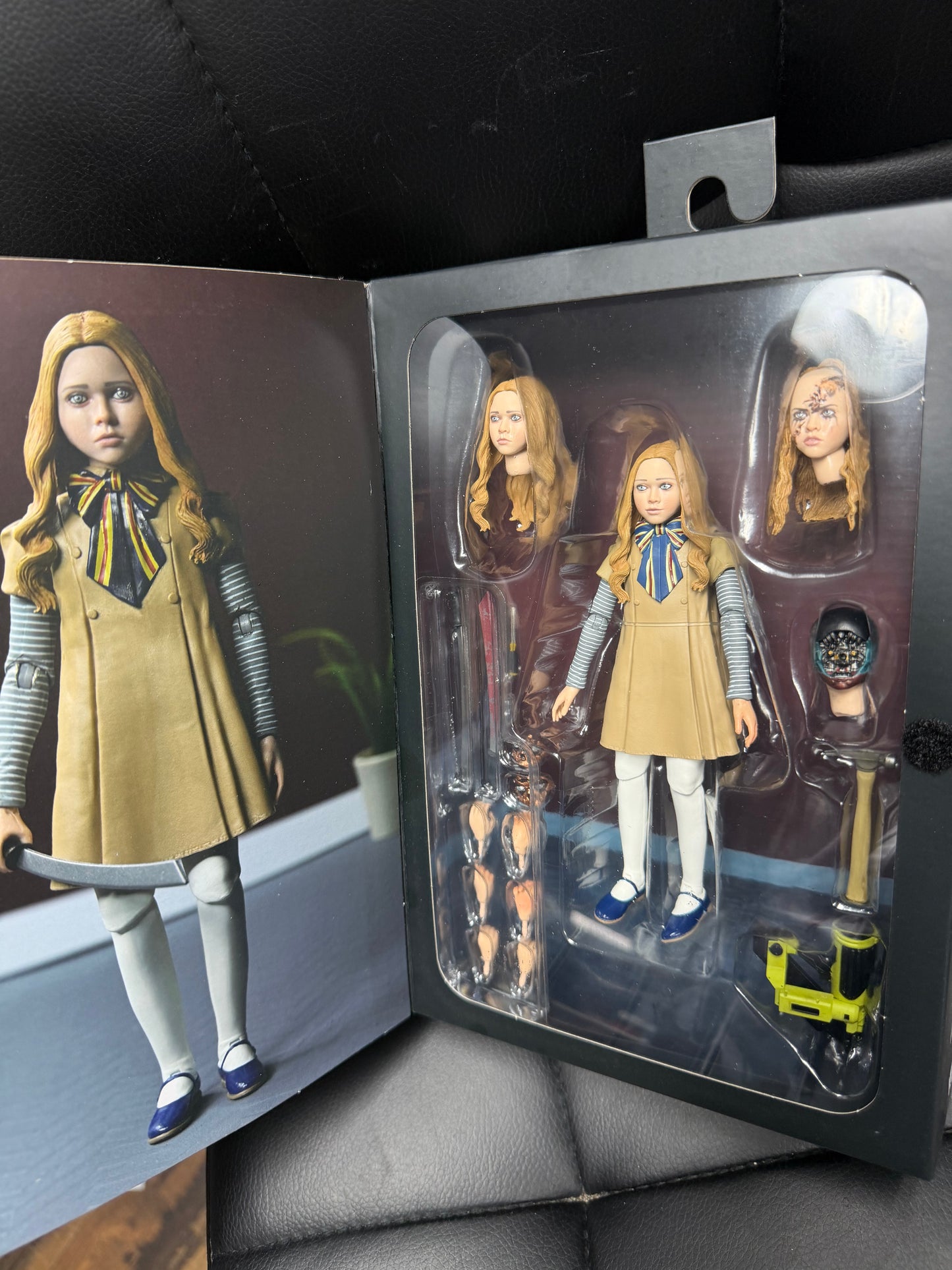 Neca- Megan Ultimate Action Figure
