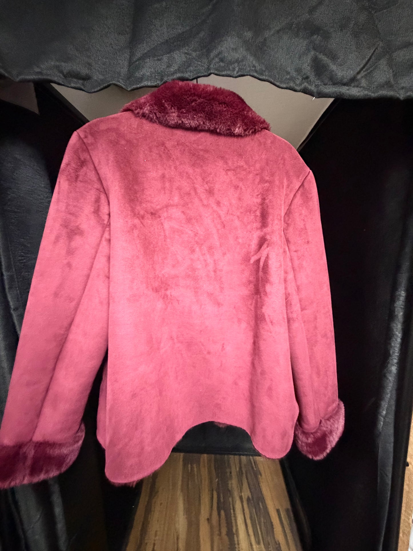 NWOT-Coaco New York Suede/Fur Coat- Size Med