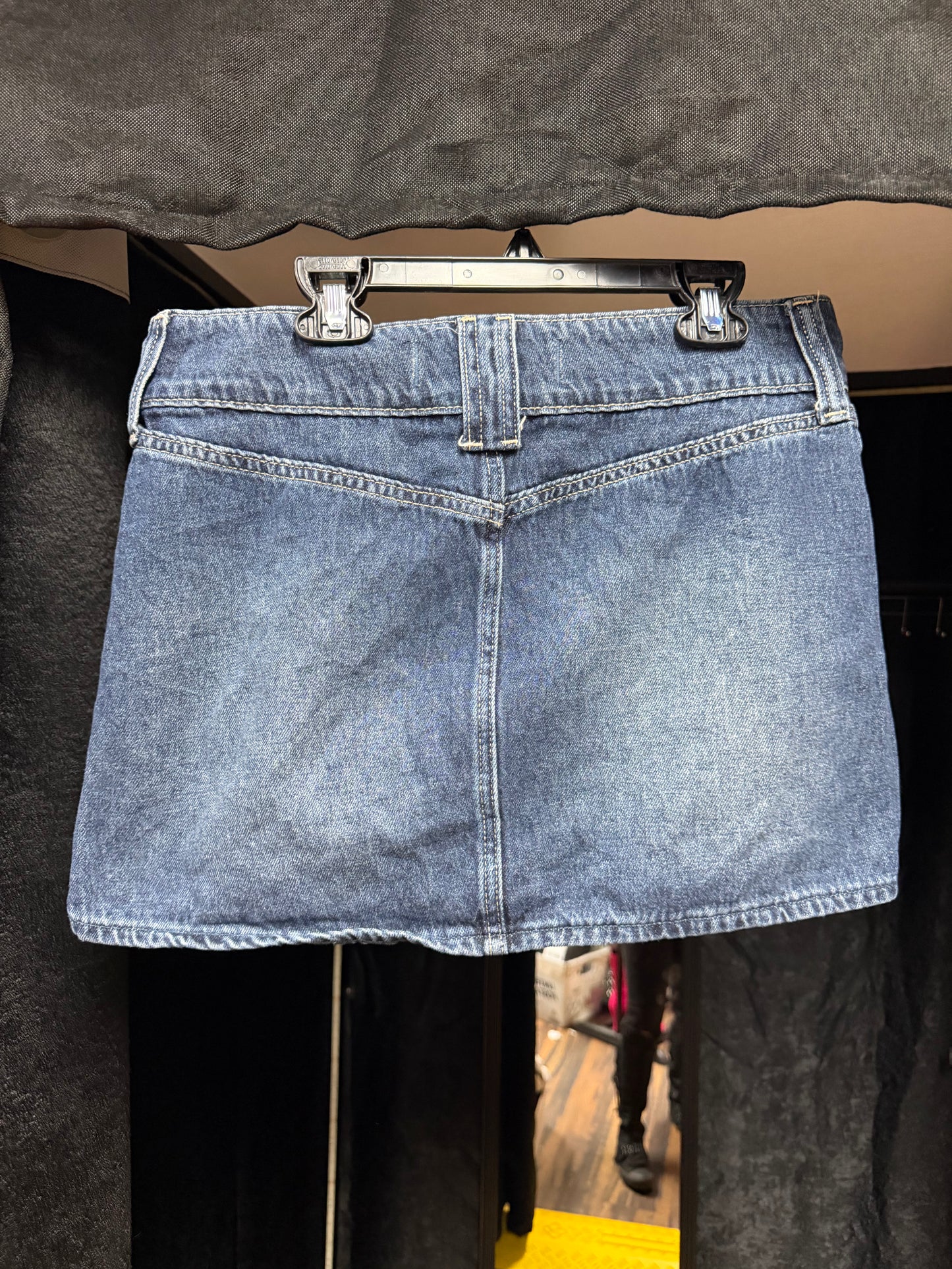 Hollister- Y2K Rebel Low-Rise Denim Mini Skirt- Size 5-Waist 27