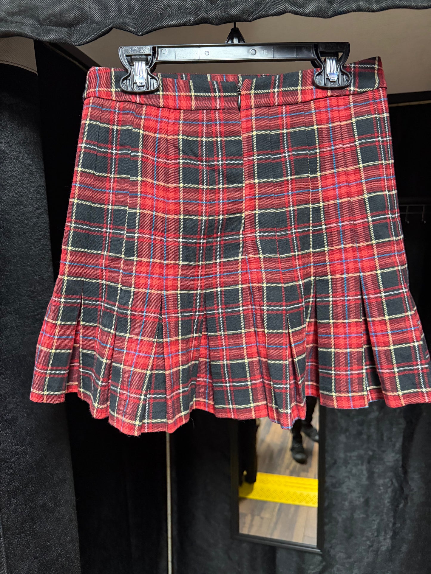Hello Kitty Punk Tartan Pleated Mini Skirt- Size Large