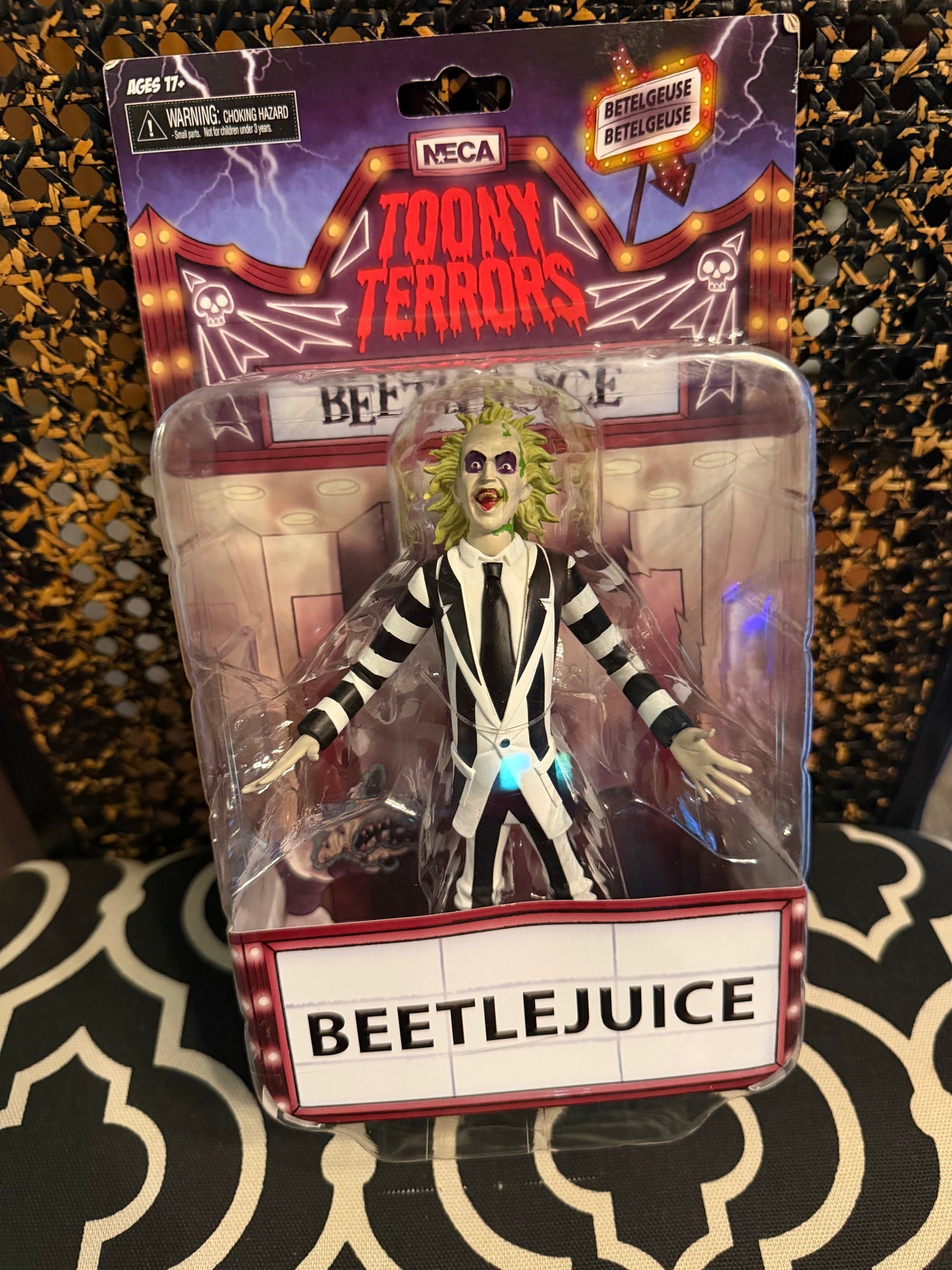 NECA- Beetlejuice -Toony Terrors