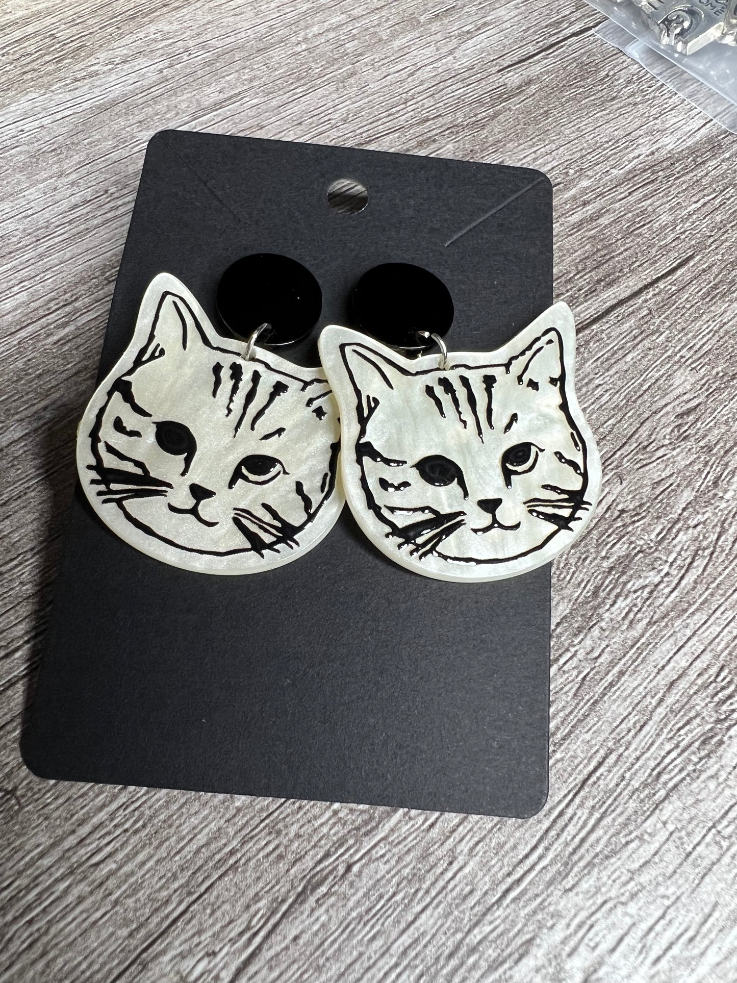 White Cat Face Earrings