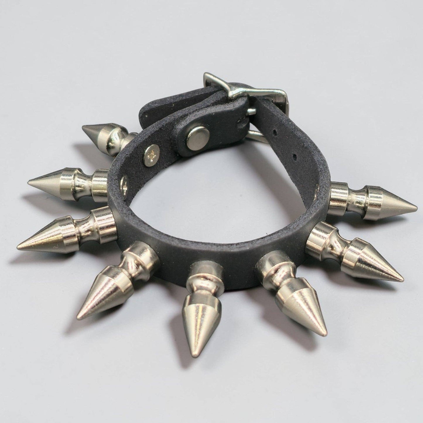 BC180 SKINNY SPIKE BUCKLE BRACELET