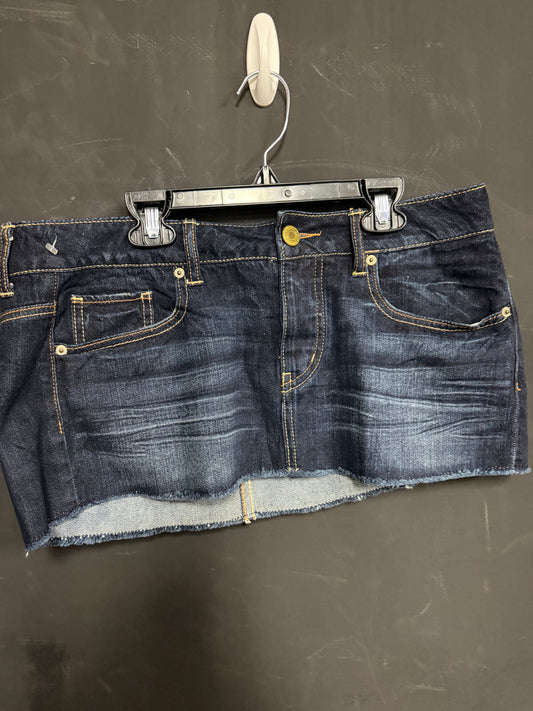 2011 American Eagle Mini Skirt - size 10