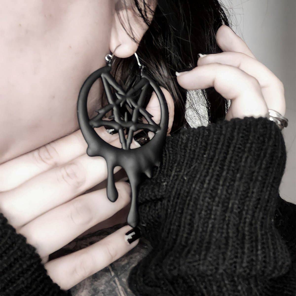 Drippy Metal Pentagram Hoop Earrings