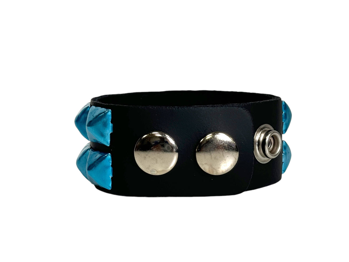 BC112 METALLIC COLOR  2 ROW 1/2" PYRAMID STUD SNAP BRACELET
