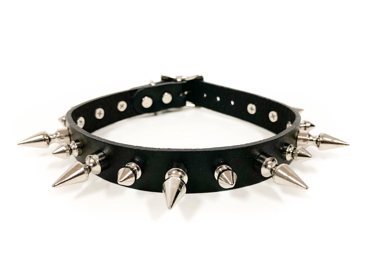 CK136 3/4" BLACK LEATHER CHOKER WITH 1/2" AND 1" SPIKES