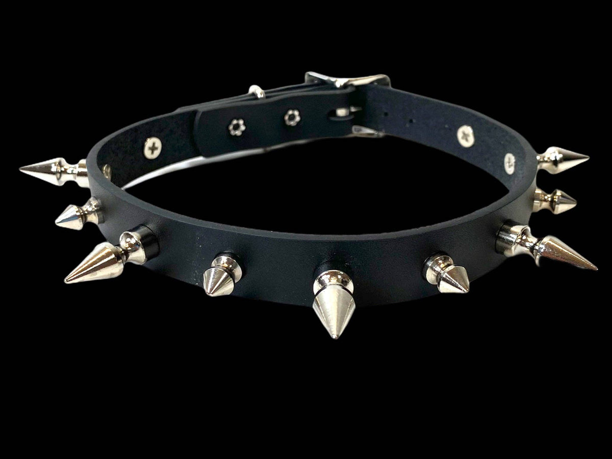 CK136 3/4" BLACK LEATHER CHOKER WITH 1/2" AND 1" SPIKES