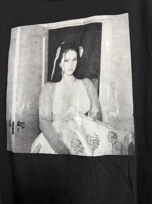 Lana Del Rey- Tunnel Under Ocean Blvd- Size Large