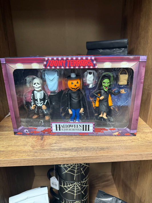 NECA Toony Terrors – Halloween III: Season of the Witch Trick-or-Treaters 3-Pack Figure Set