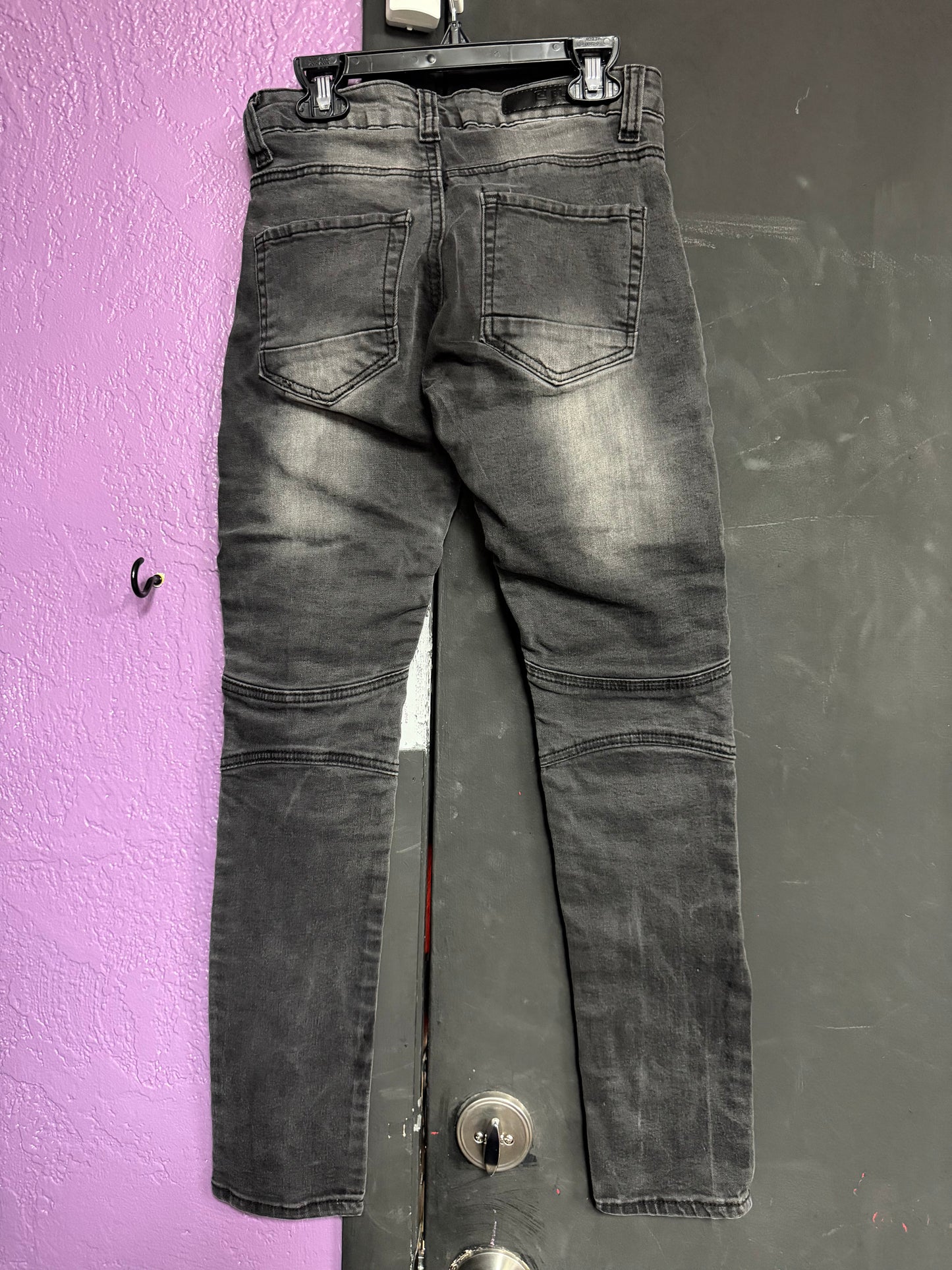Black Premium- 26/30 Skinny Moto Grunge Jeans