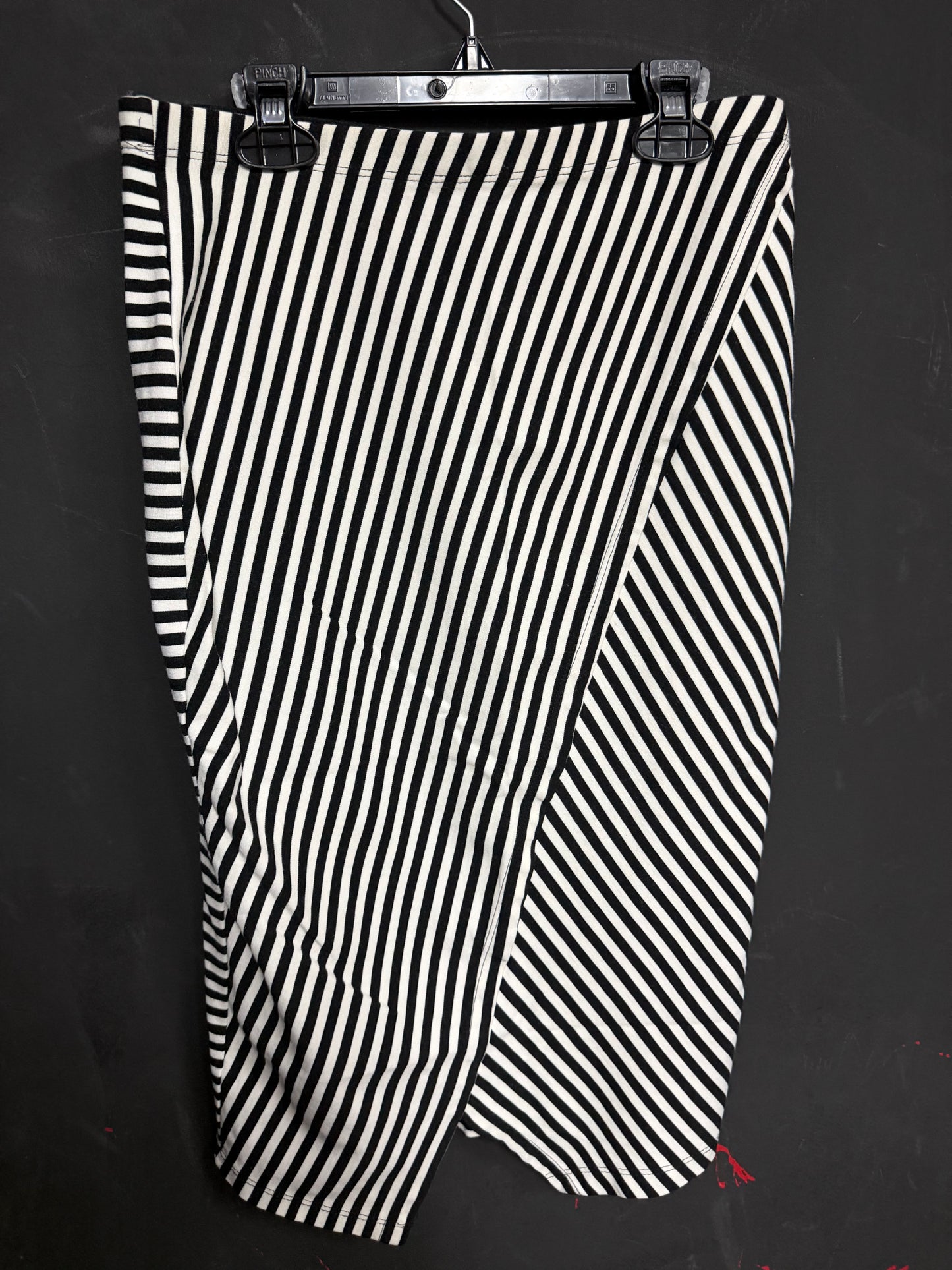 Coin 1804 B&W Striped Pencil Skirt -Medium