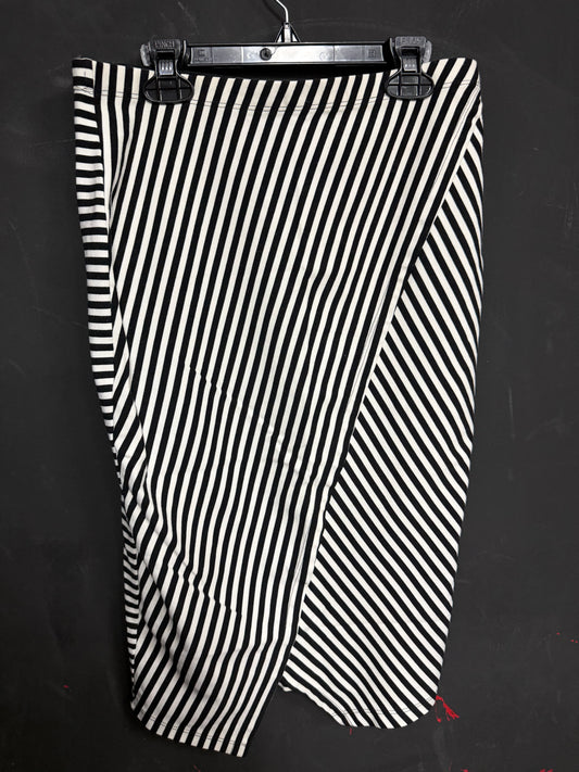 Coin 1804 B&W Striped Pencil Skirt -Medium