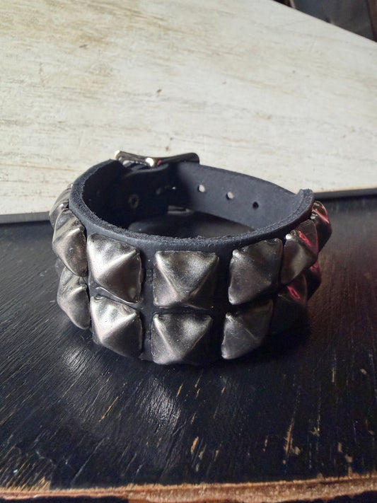 PYRAMID STUDDED LEATHER-BUCKLE  BRACELET-SILVER