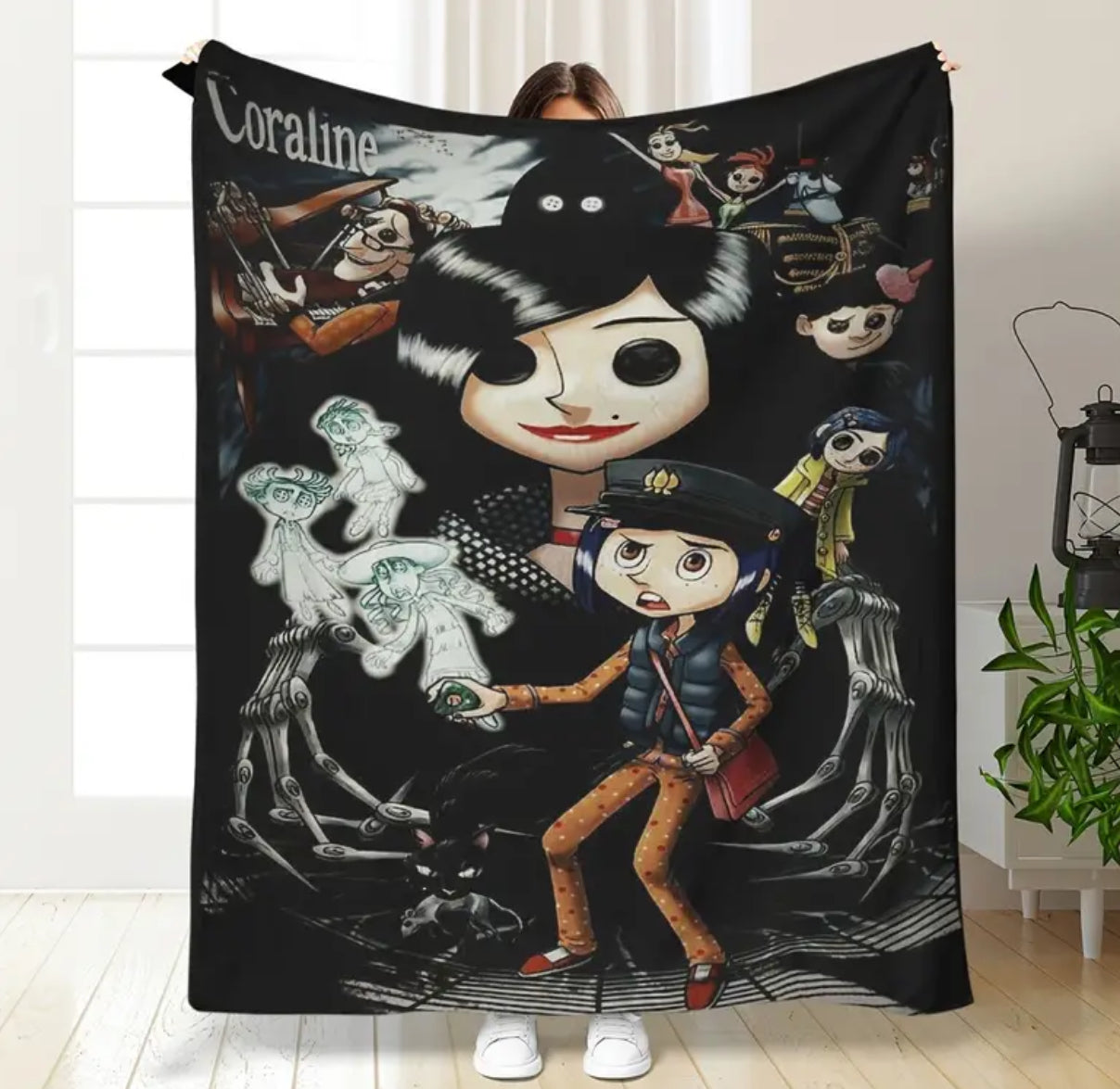 Coraline Fuzzy Blanket — 60 x 79 inches