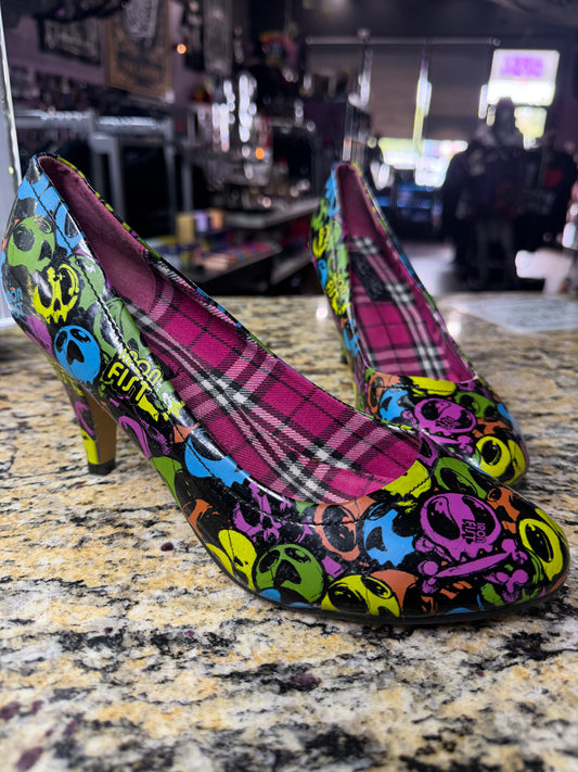RARE-Iron Fist Alien Skull Platform Heels -Size 10