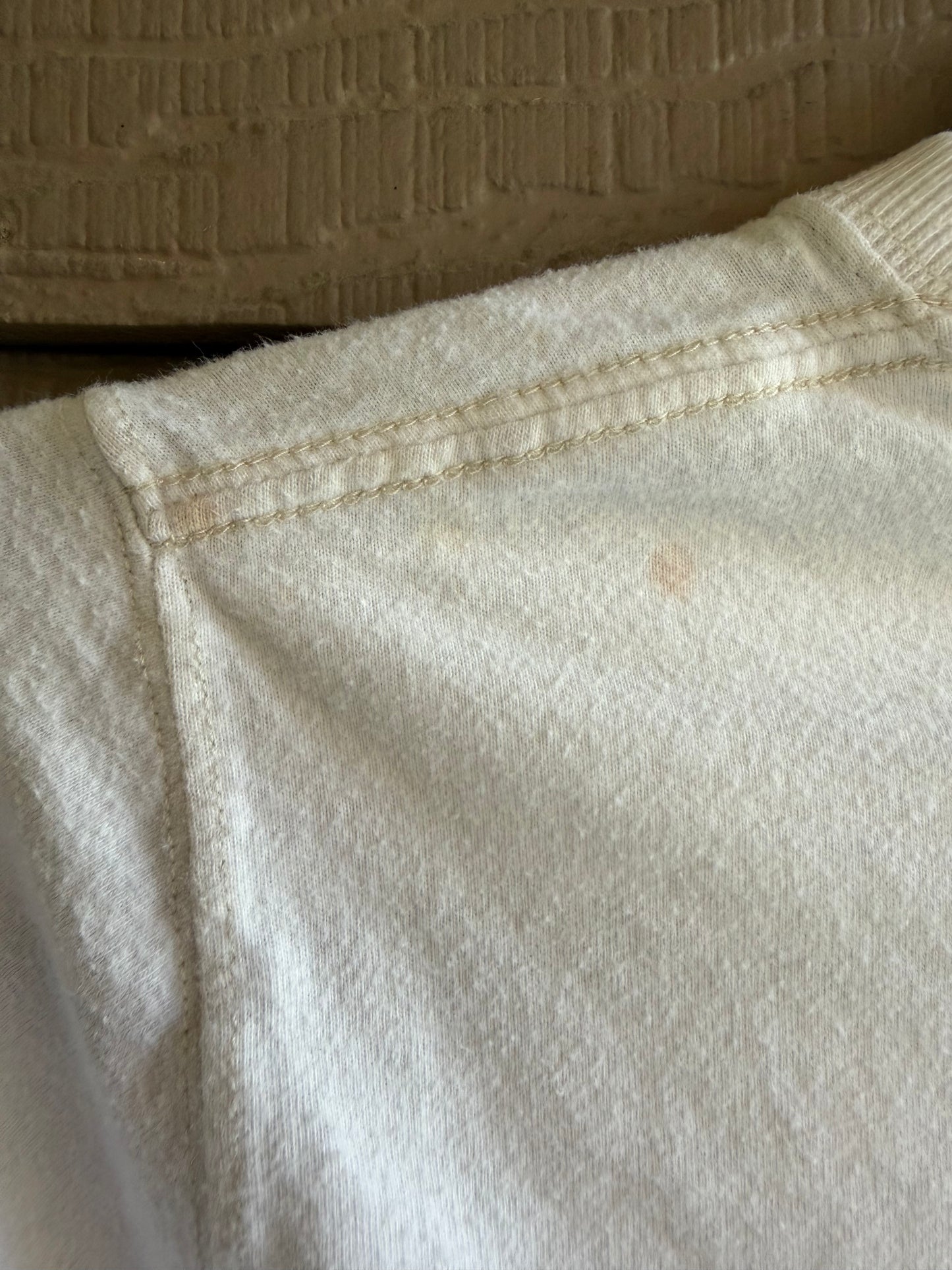 Abercrombie & Fitch White Long Sleeve- Size XL Kids