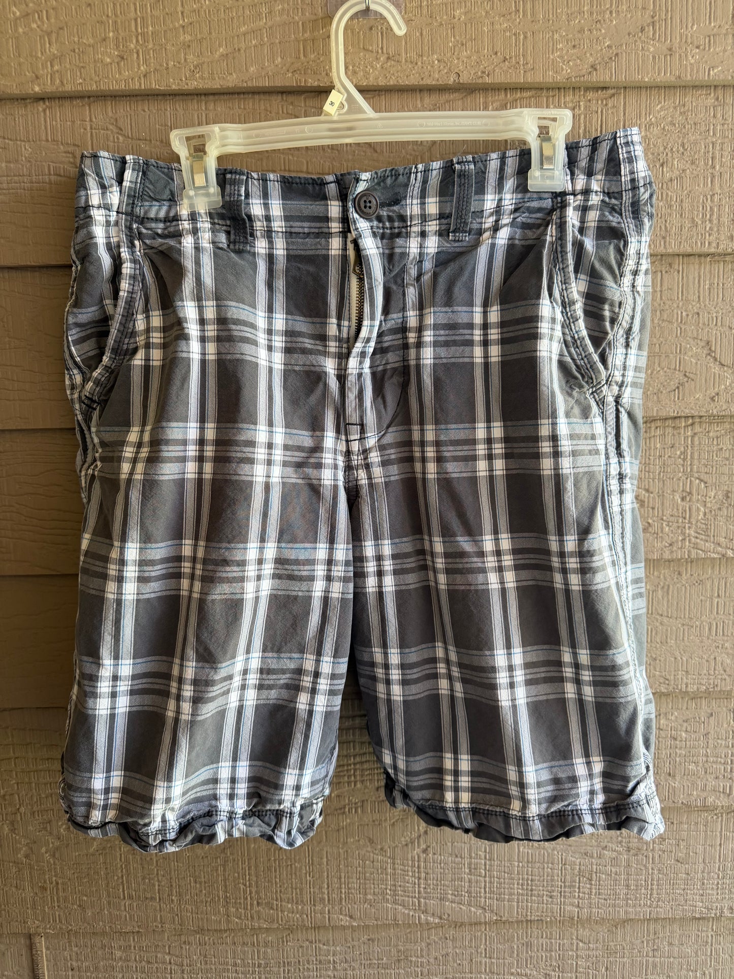 American Eagle Plaid Long Shorts- Size 32