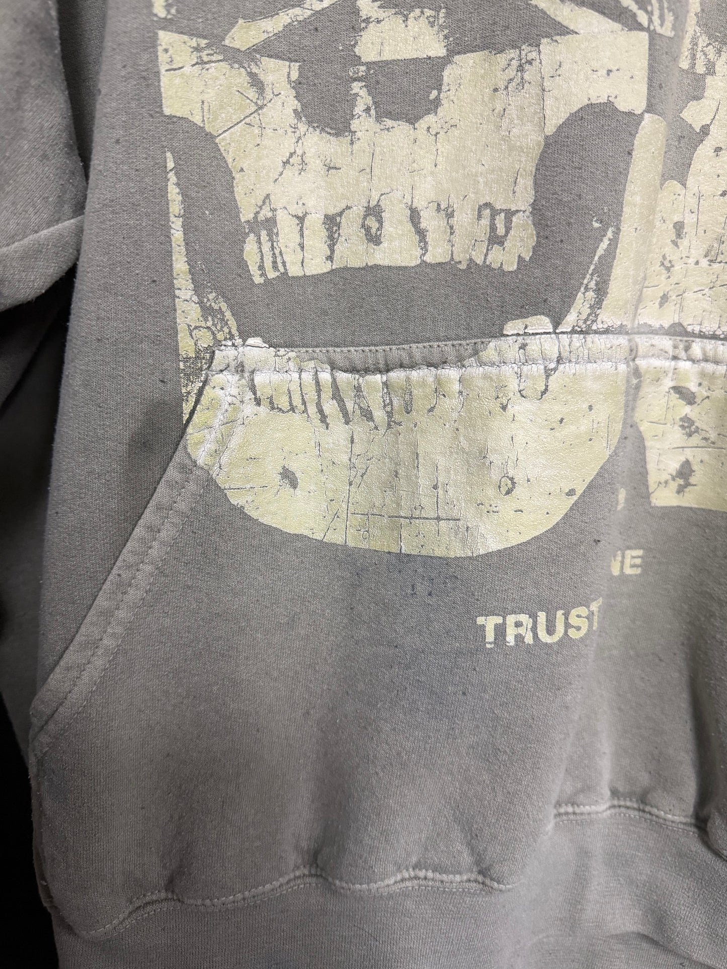 Social Collision- Limitless- Trust No One Pullover- Size XL