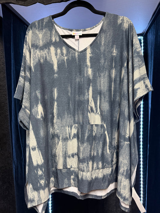 Lularoe Shelby- Medium