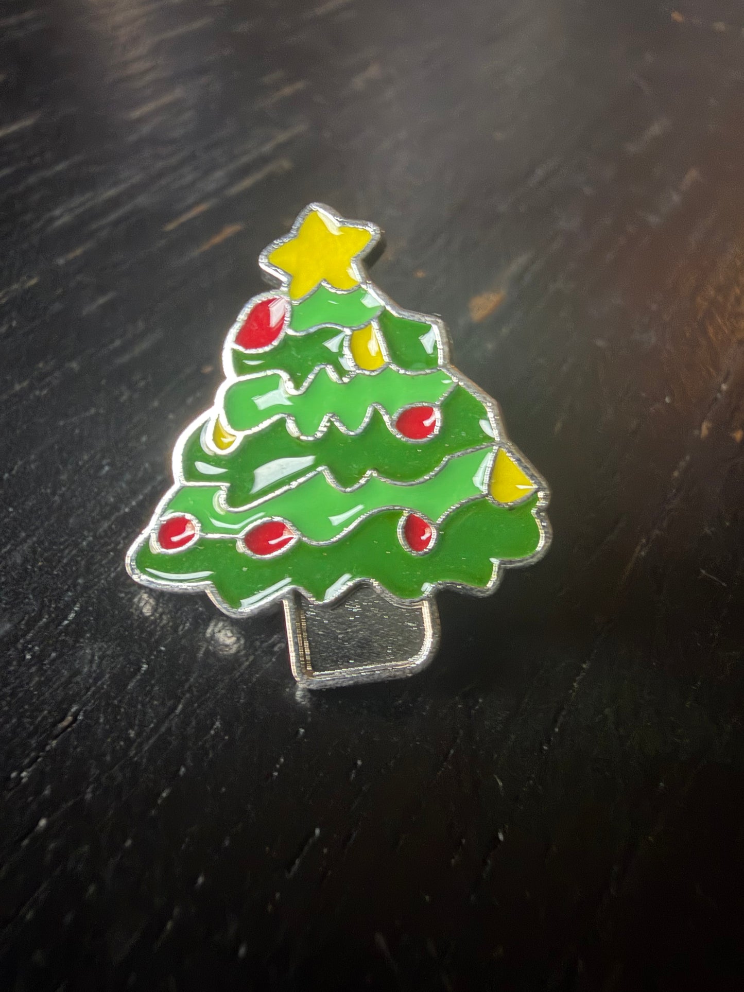 🎄 Christmas Tree Enamel Pin