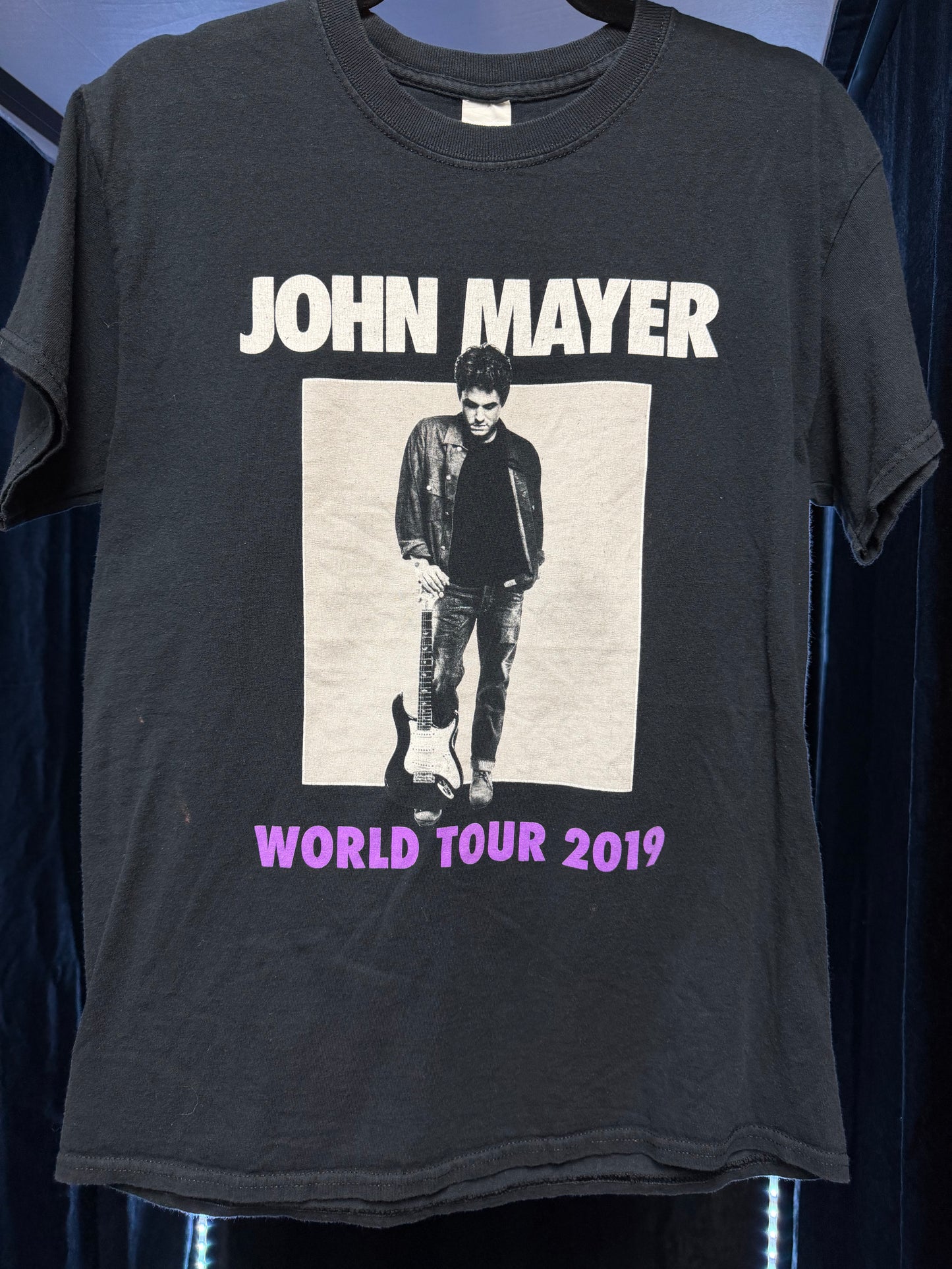 John Mayer- 2019- Size Med