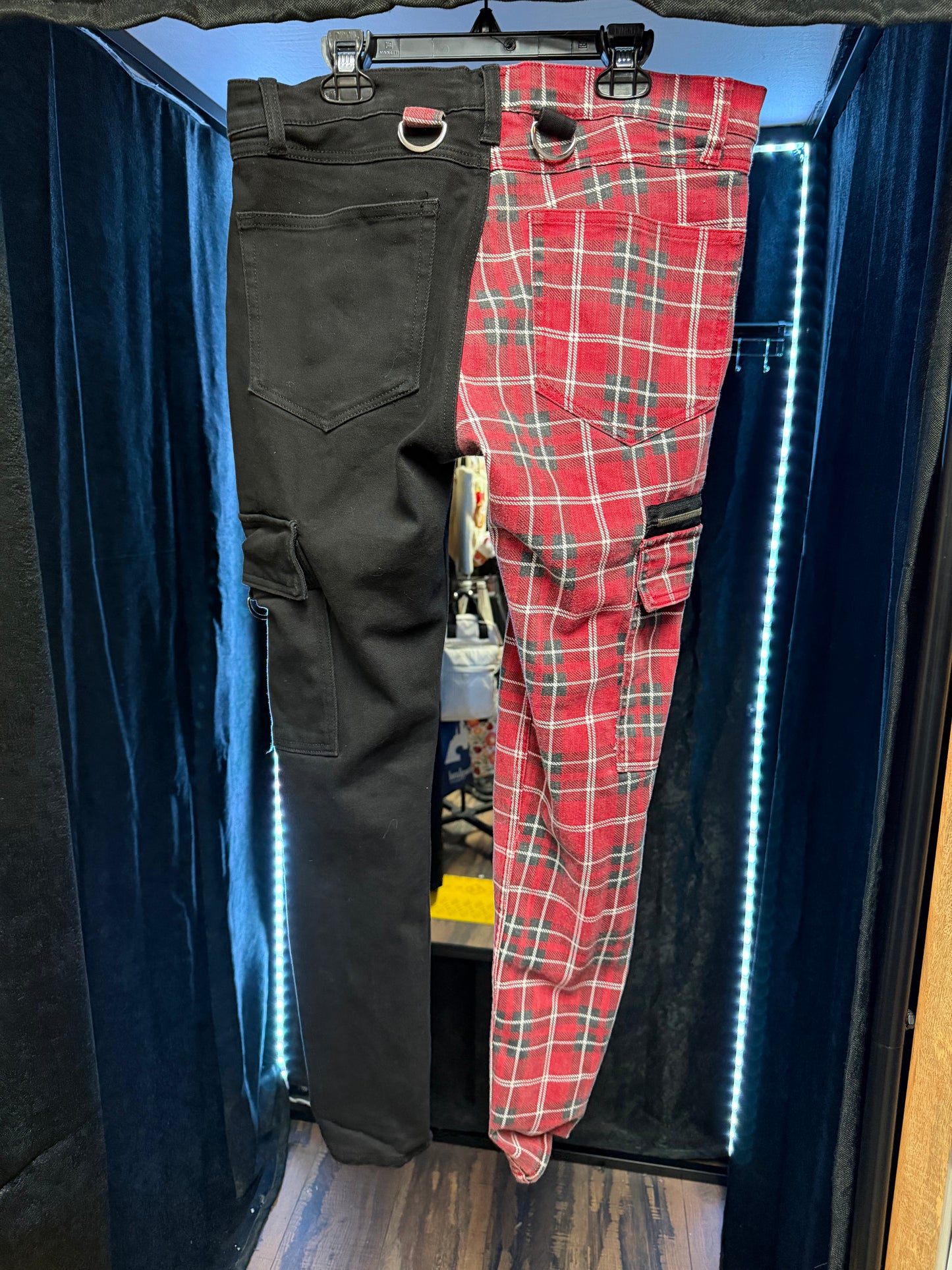 Hot Topic Denim Stinger- 34X30