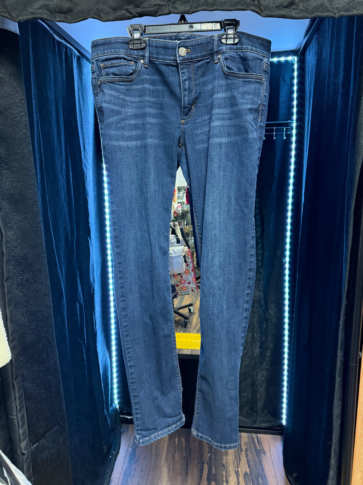 White House Black Market Jeans -Size 8