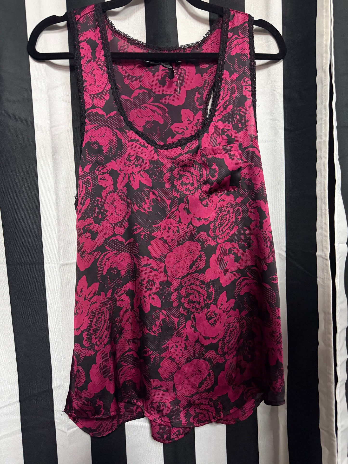 Ali & Kris Gothic Floral Tank- L