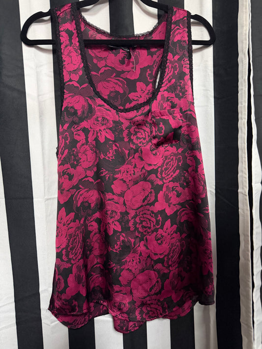 Ali & Kris Gothic Floral Tank- L