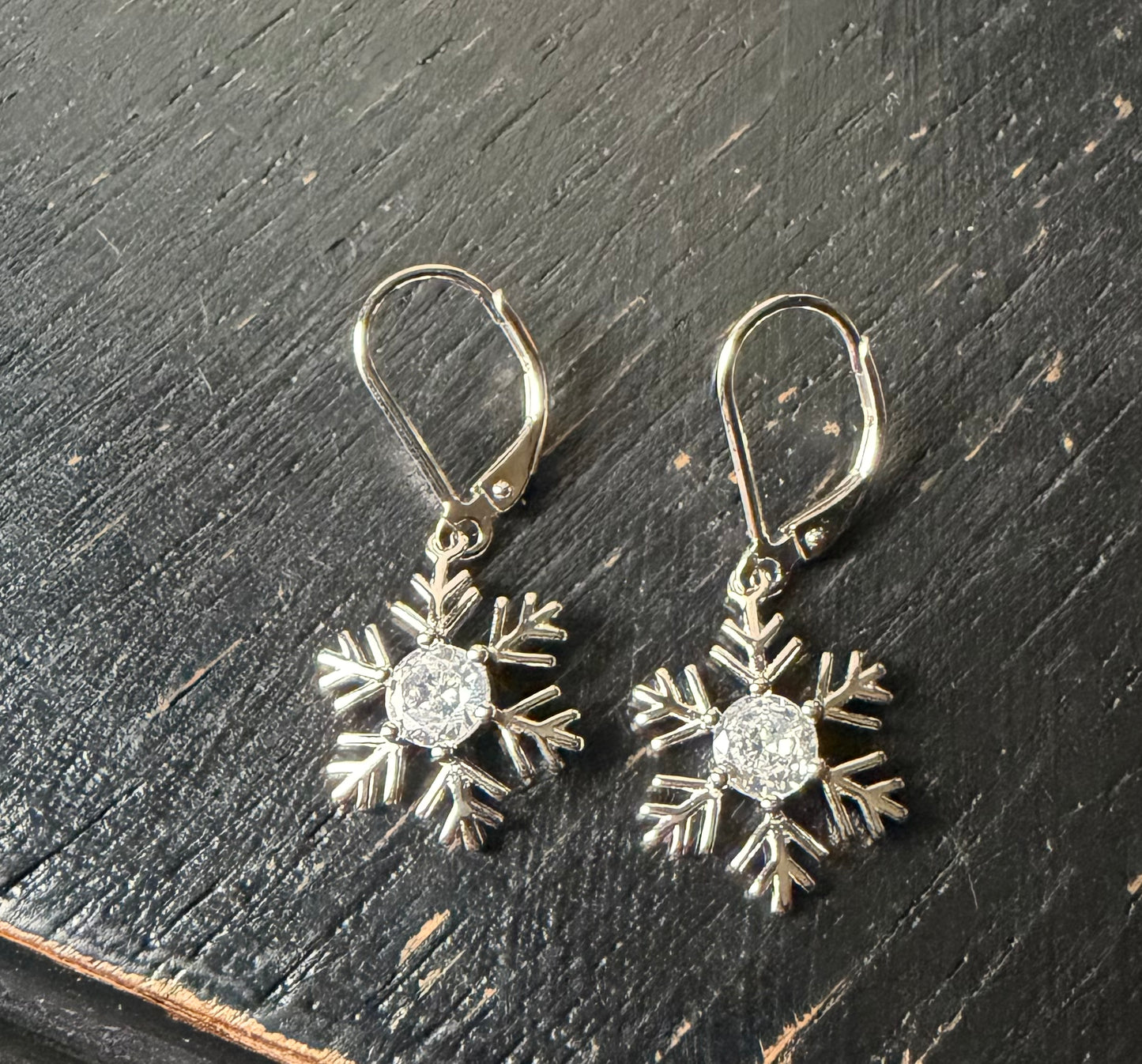 .925 Sterling Silver Shiny Snowflake Necklace and Earring Set