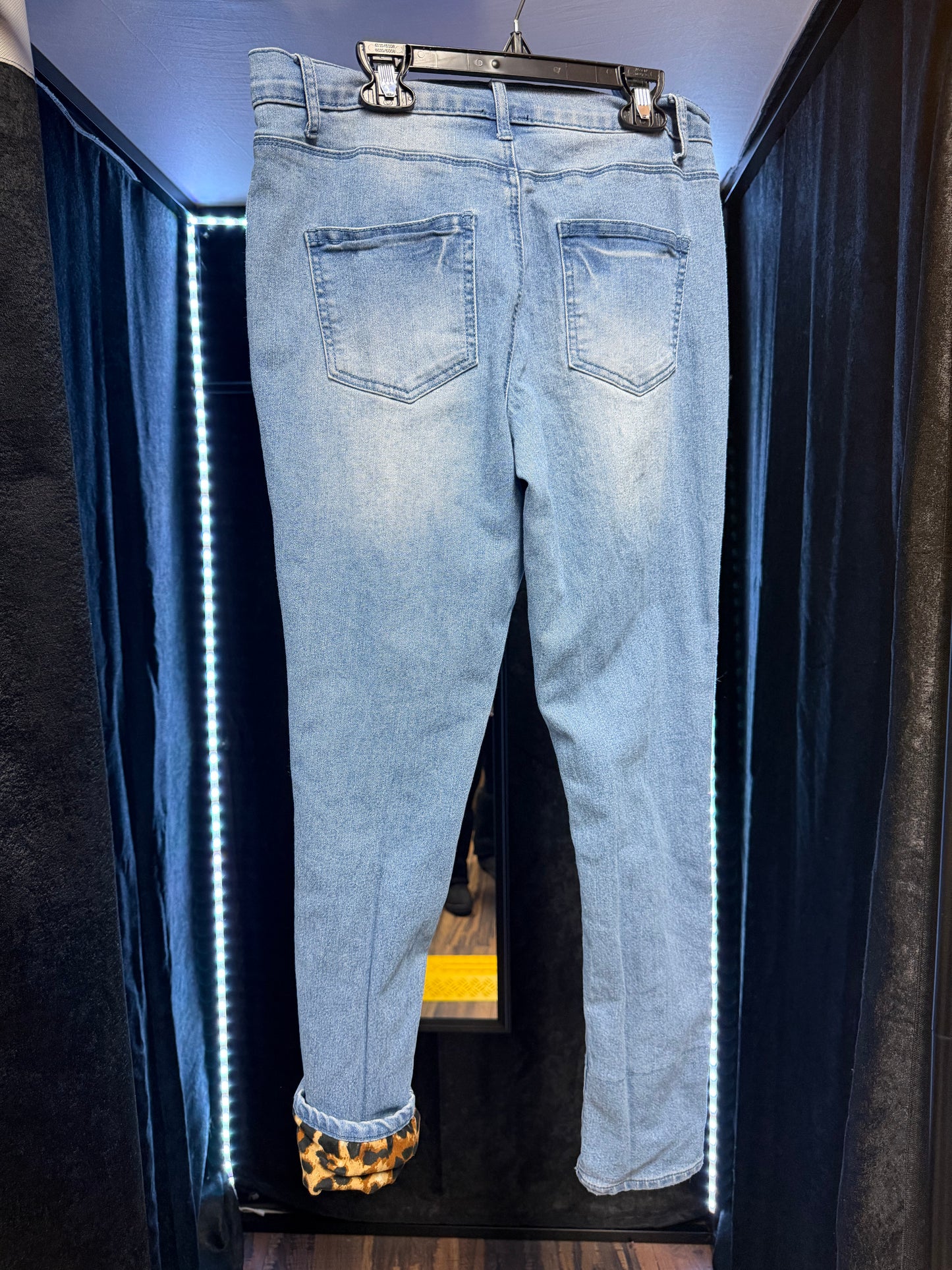 Venus Jeans- Leopard-Distressed- Size 4
