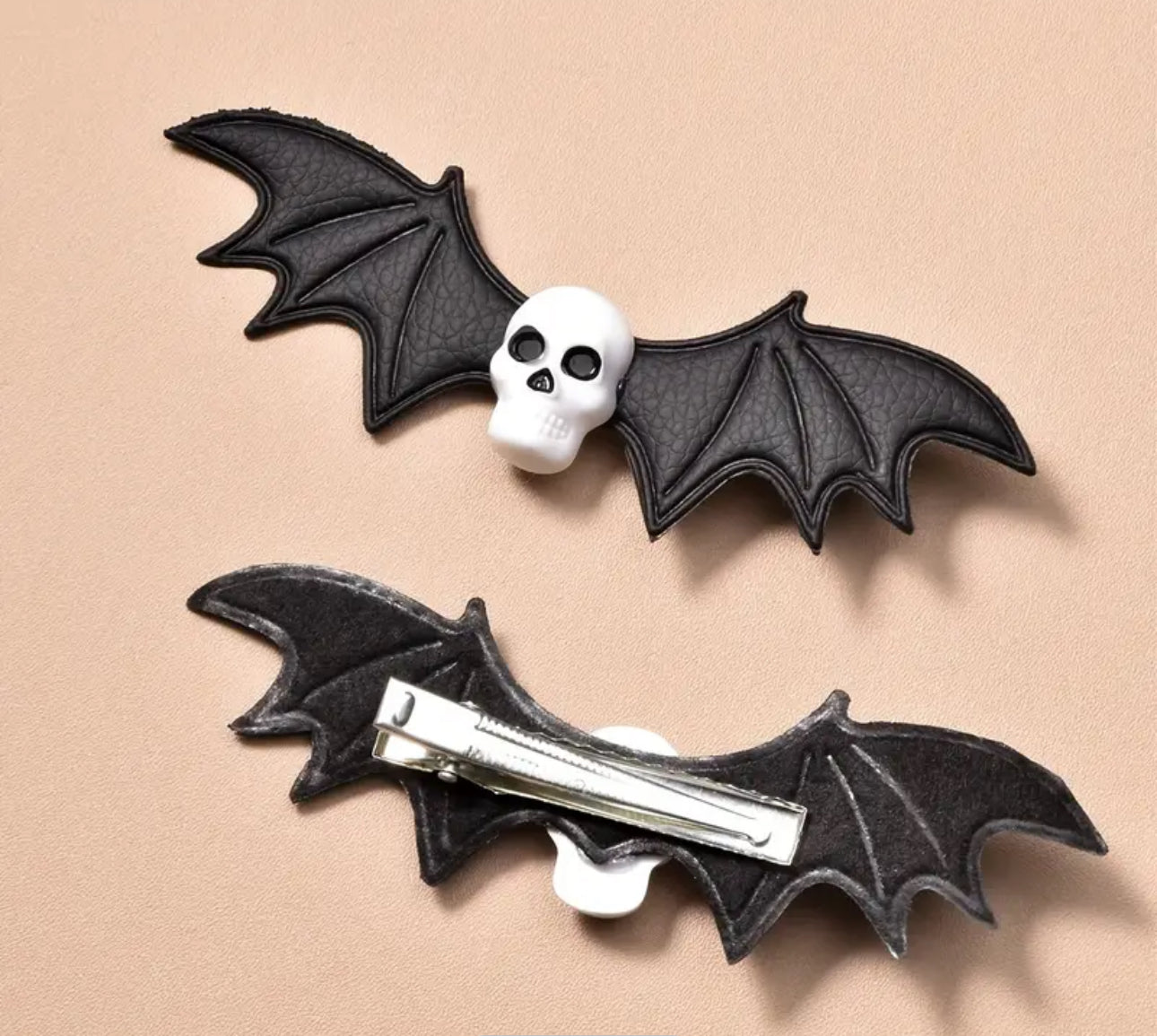 2pc PU Leather Bat Skull Hair Clips