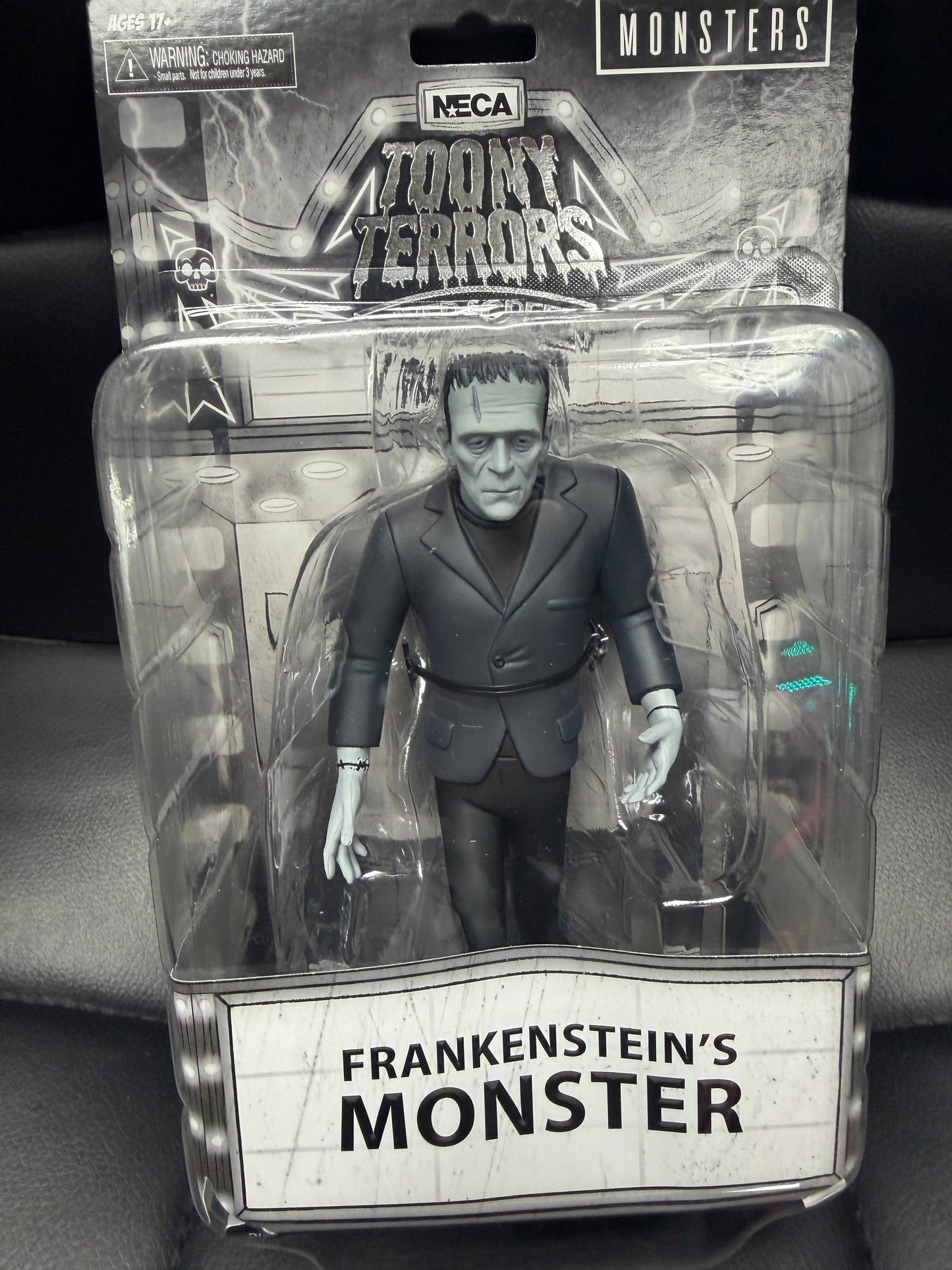 Frankenstein's Monster – Toony Terrors Silver Screen Action Figure (NECA)