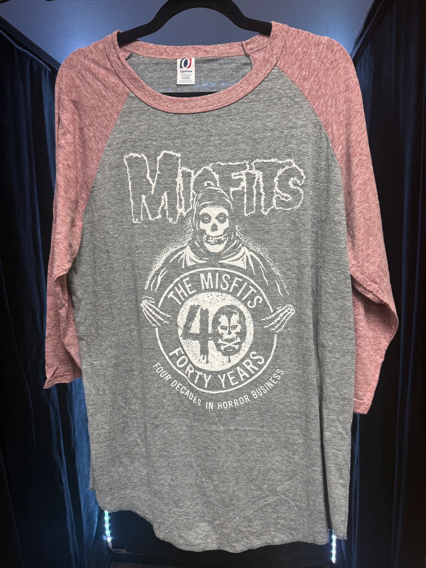 Misfits Raglan- Size XL