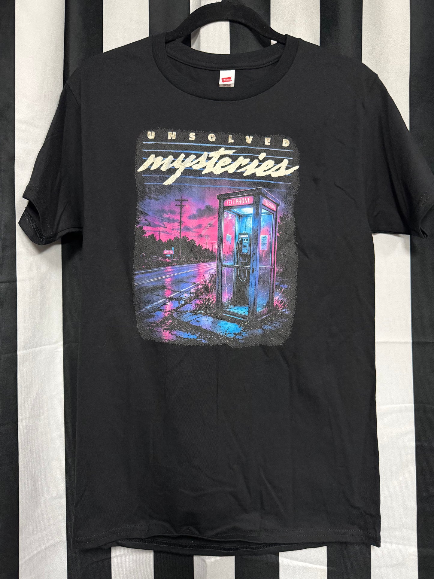 Unsolved Mysteries Shirt- Size S