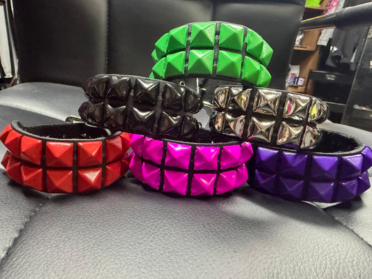 REAL LEATHER BUCKLE BRACELET WITH 2 ROW 1/2" PYRAMIDS